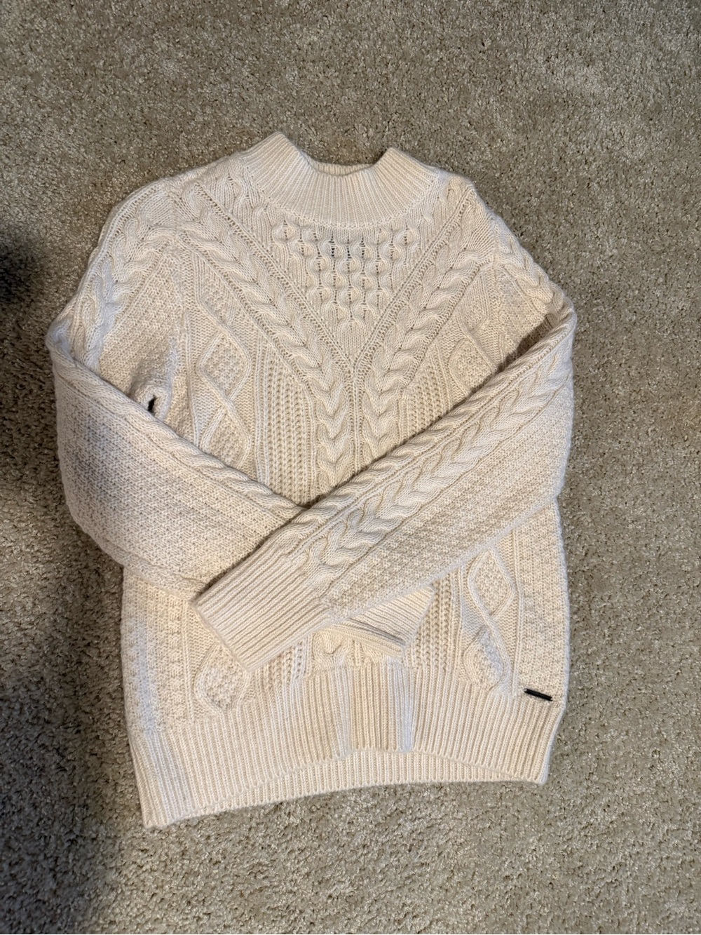 Abercrombie & Fitch Cream Cable Knit Crewneck Sweater